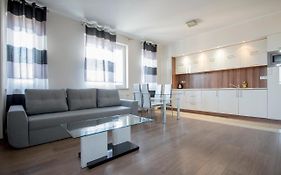 Notabene Wola Apartment